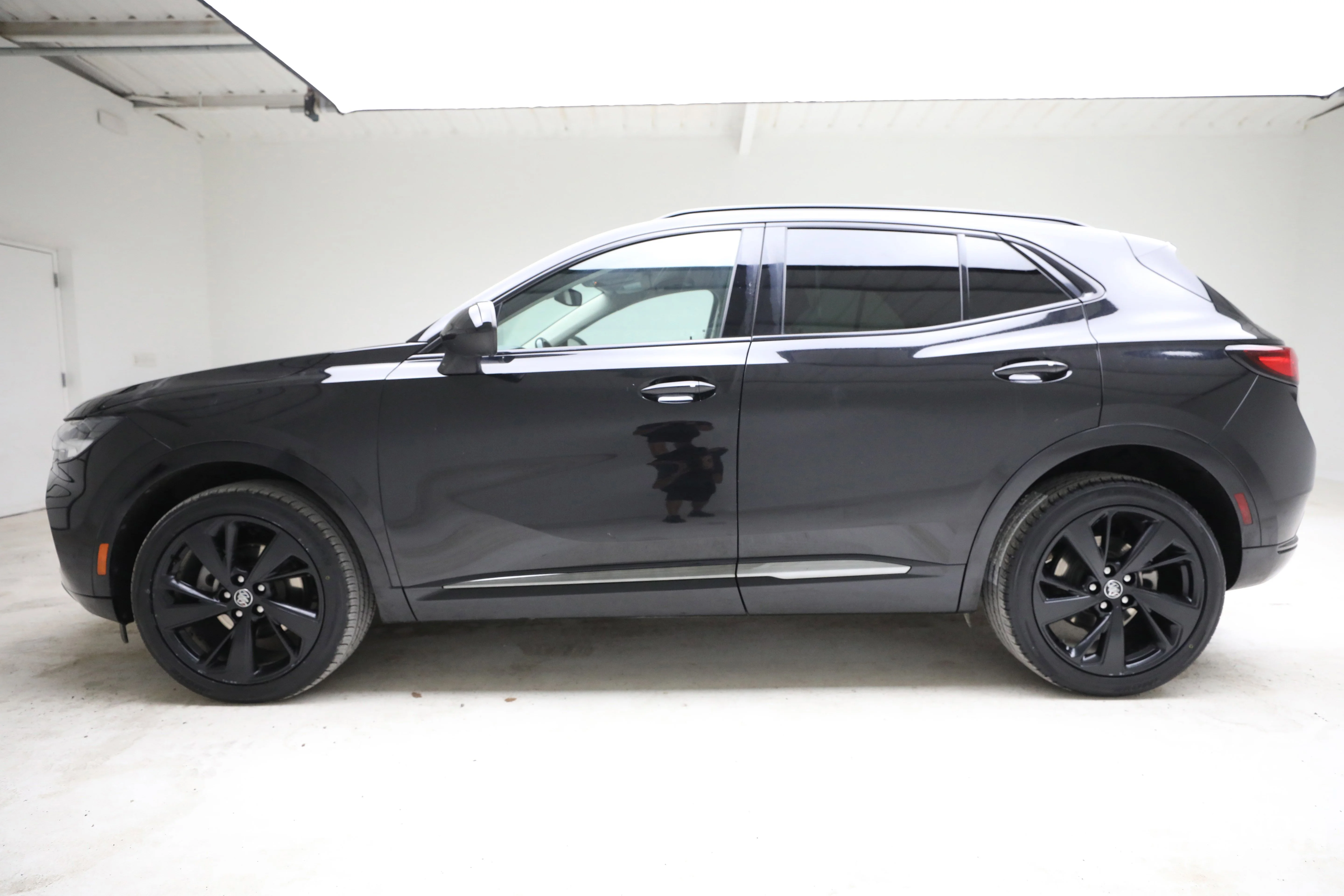 Pre-Owned 2022 Buick Envision Essence