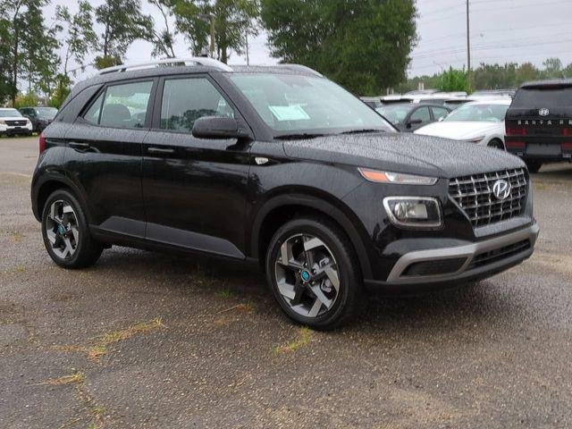 New 2026 Black Hyundai SEL image 3