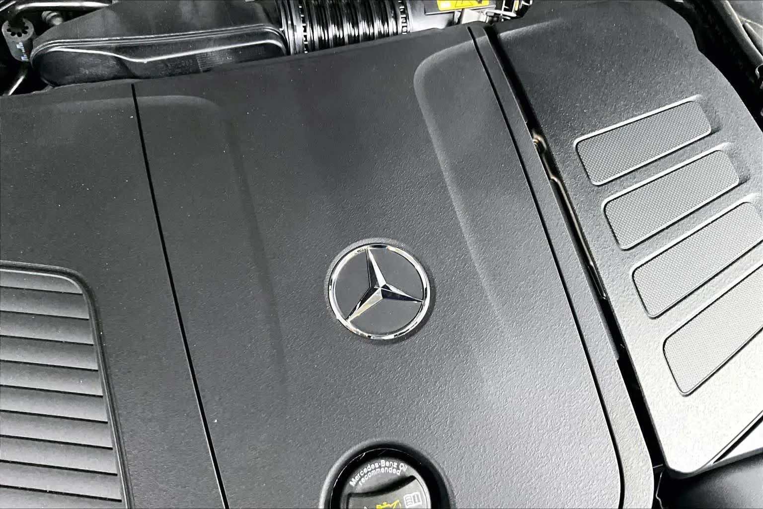 New 2026 Selenite Grey Metallic Mercedes-Benz C 300 image 16