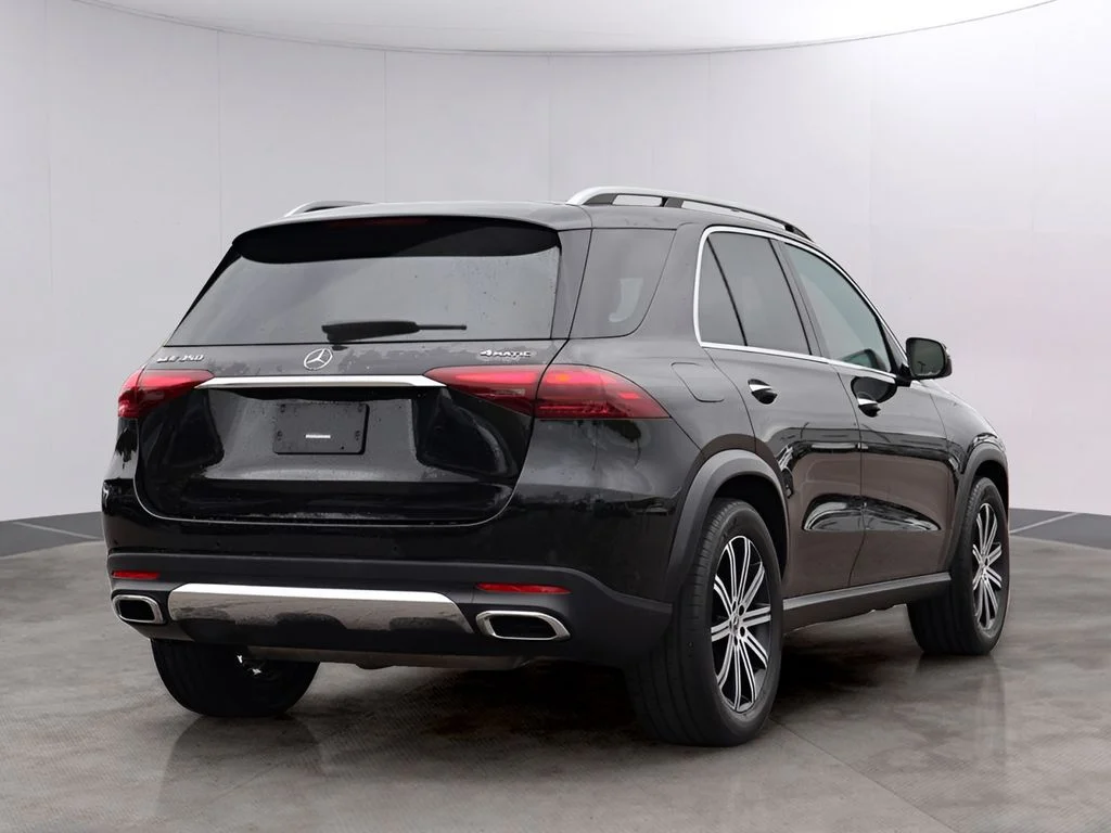 Used 2025 Obsidian Black Metallic Mercedes-Benz GLE 350 image 5
