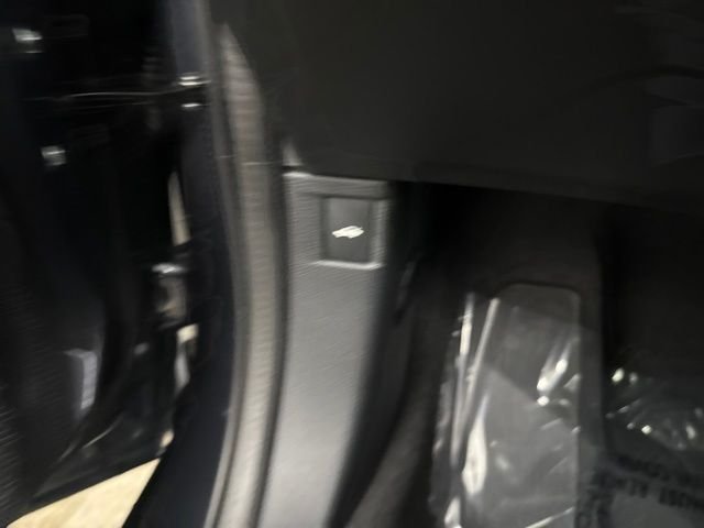 New 2026 Meteorite Gray Metallic Honda SE image 31