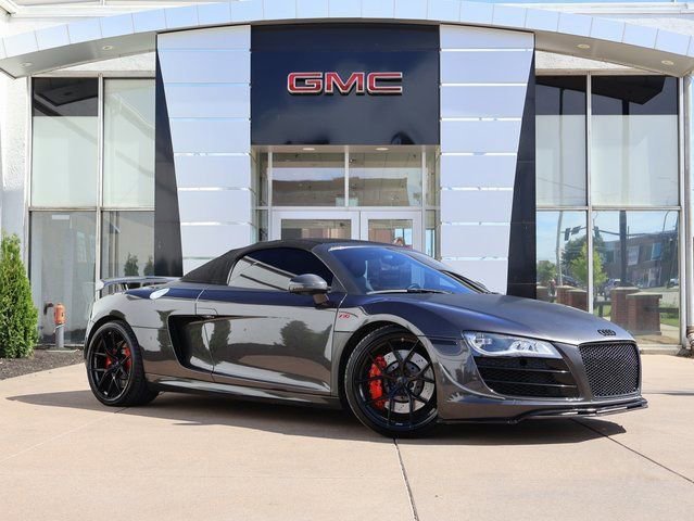2011 Audi R8 5.2 Spyder quattro R tronic's photo