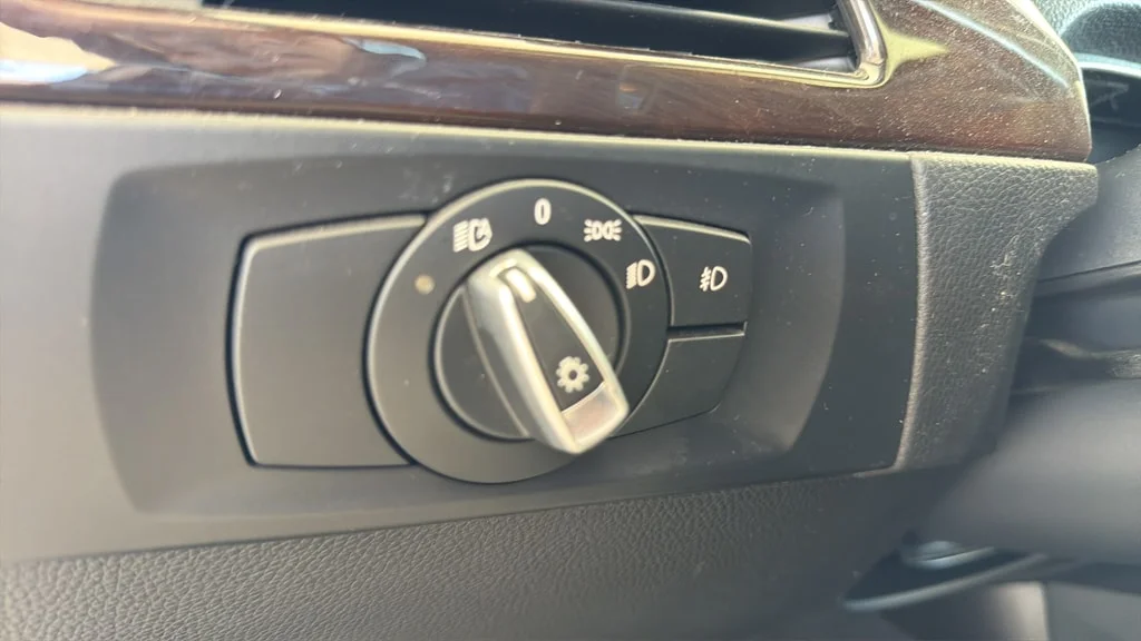 Used 2010 Space Gray BMW  image 23