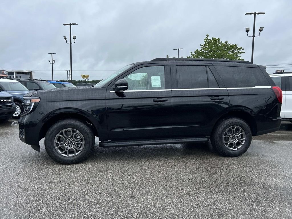 New 2026 Agate Black Metallic Ford Active image 6
