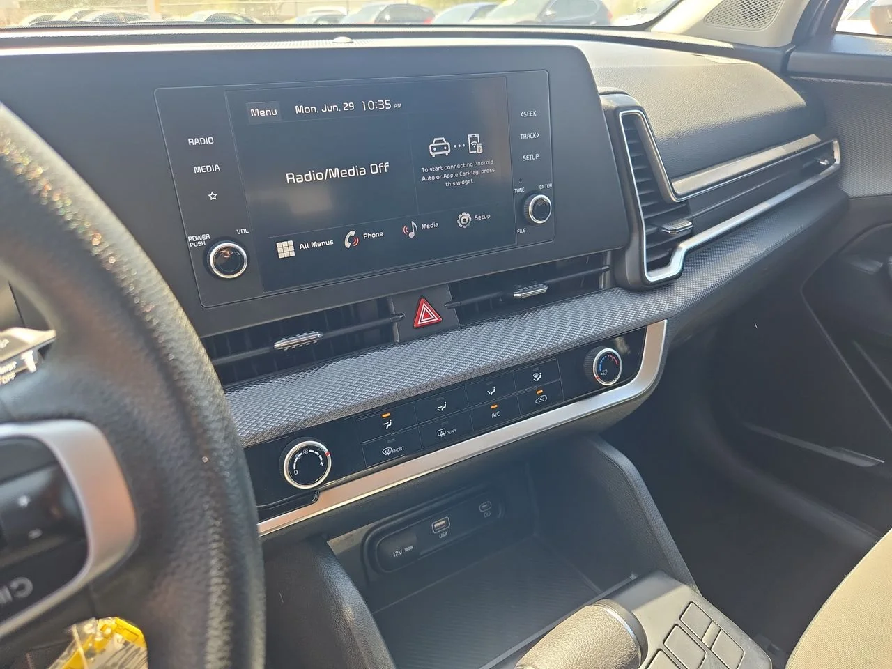 Used 2025 Everlasting Silver Kia LX image 15