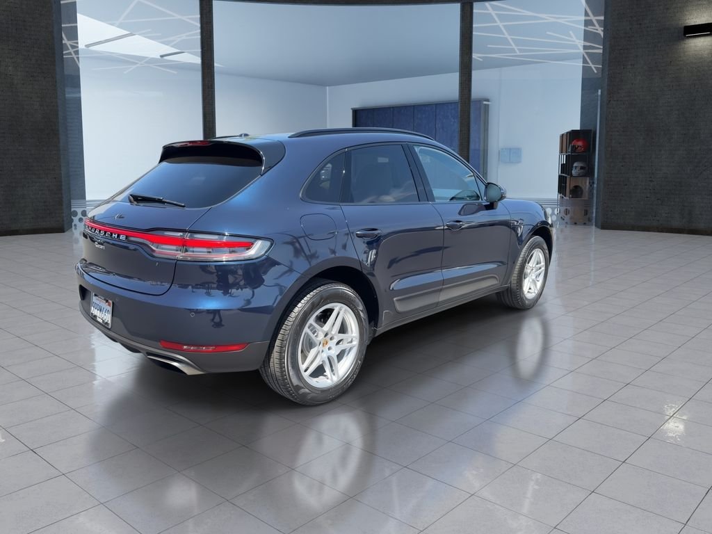 Used 2021  Porsche Base image 8