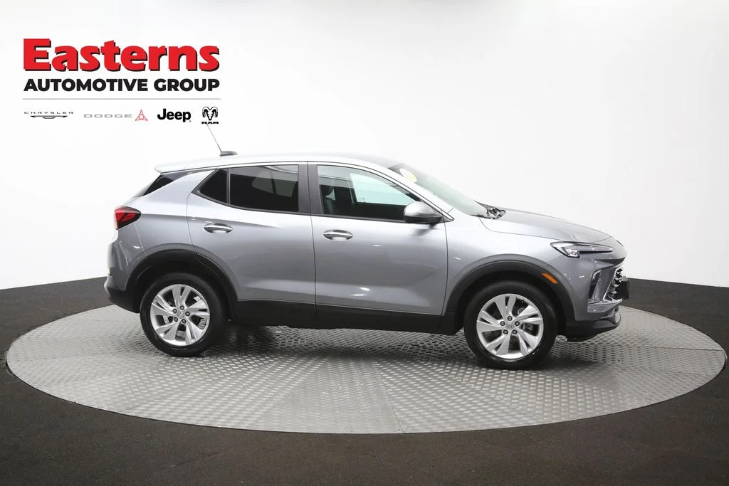 Used 2025 Gray Buick Preferred image 44