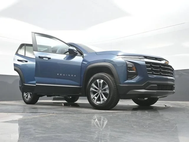 New 2027 Lakeshore Blue Metallic Chevrolet LT image 32