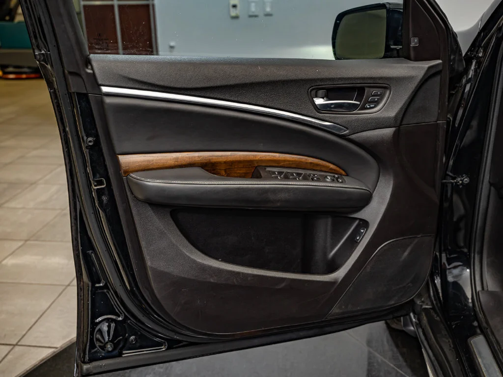 Used 2017 Black Acura 3.5L image 18