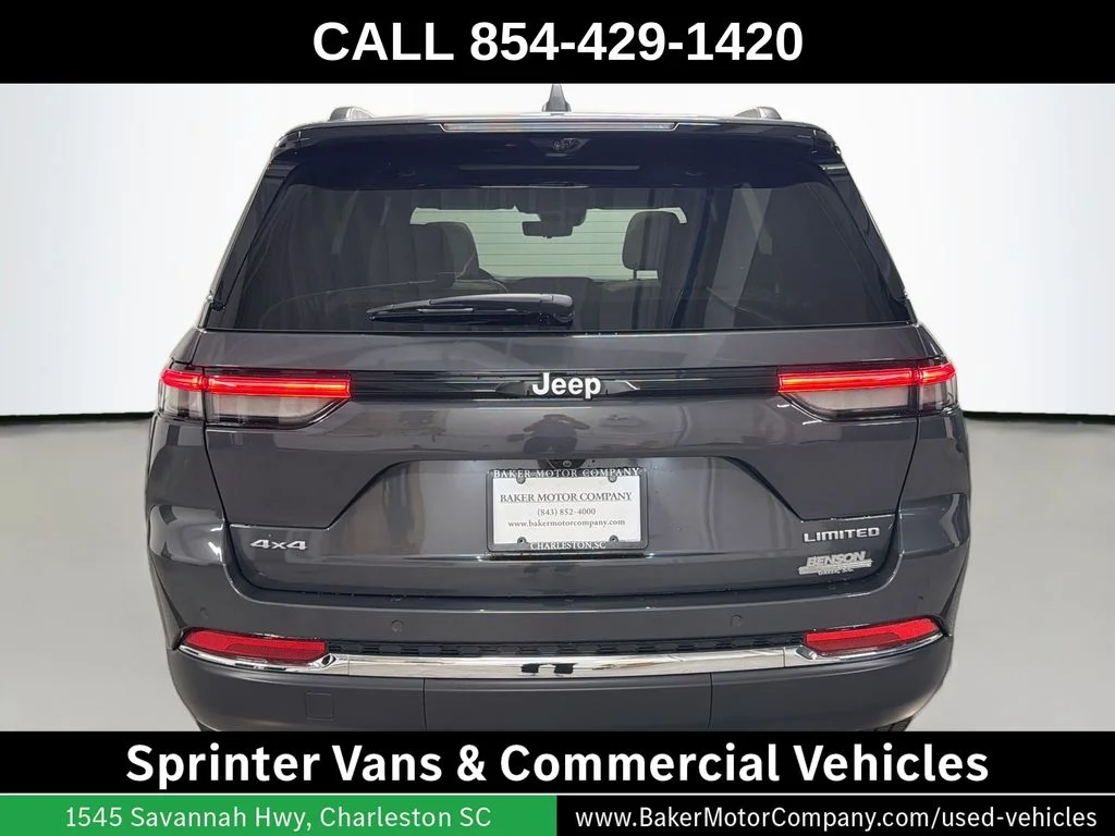 Used 2025 Gray Metallic Jeep Limited image 10