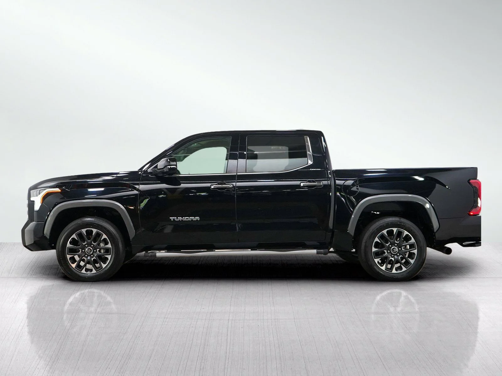 Used 2023 Toyota Tundra Limited with VIN 5TFJA5DB9PX081639 for sale in Minneapolis, Minnesota
