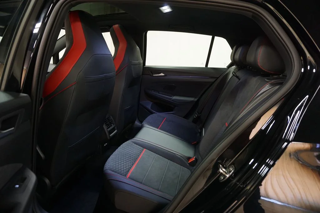 New 2026 Black Volkswagen 2.0T SE image 12