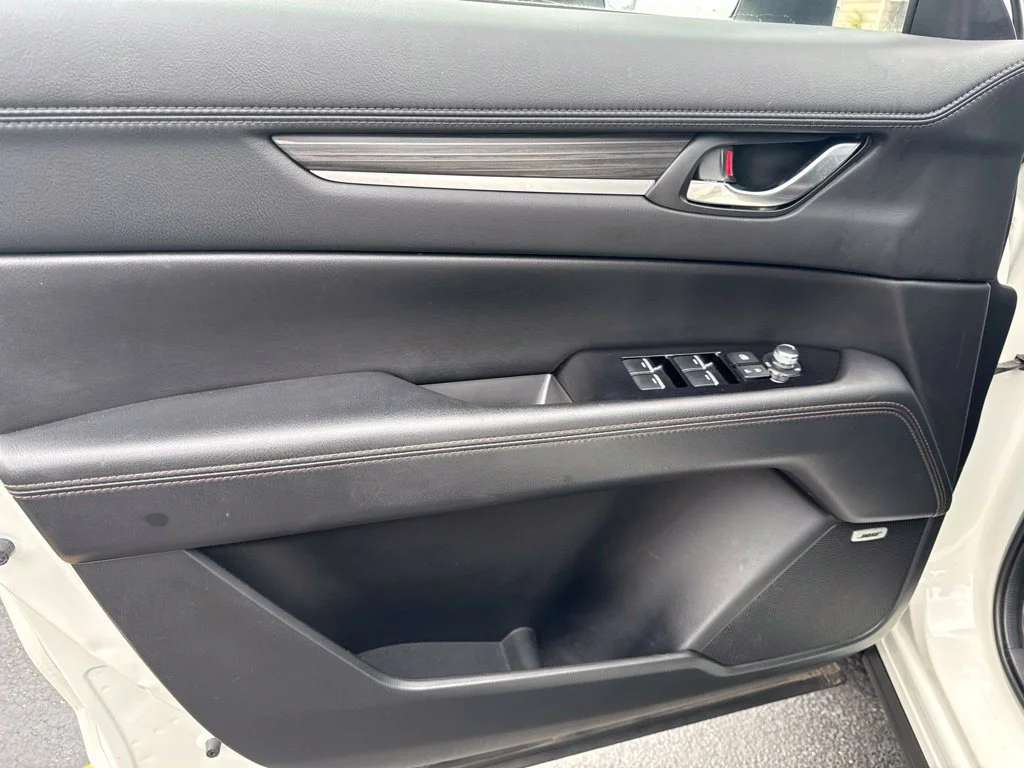Used 2021 White Mazda Grand Touring Reserve image 20