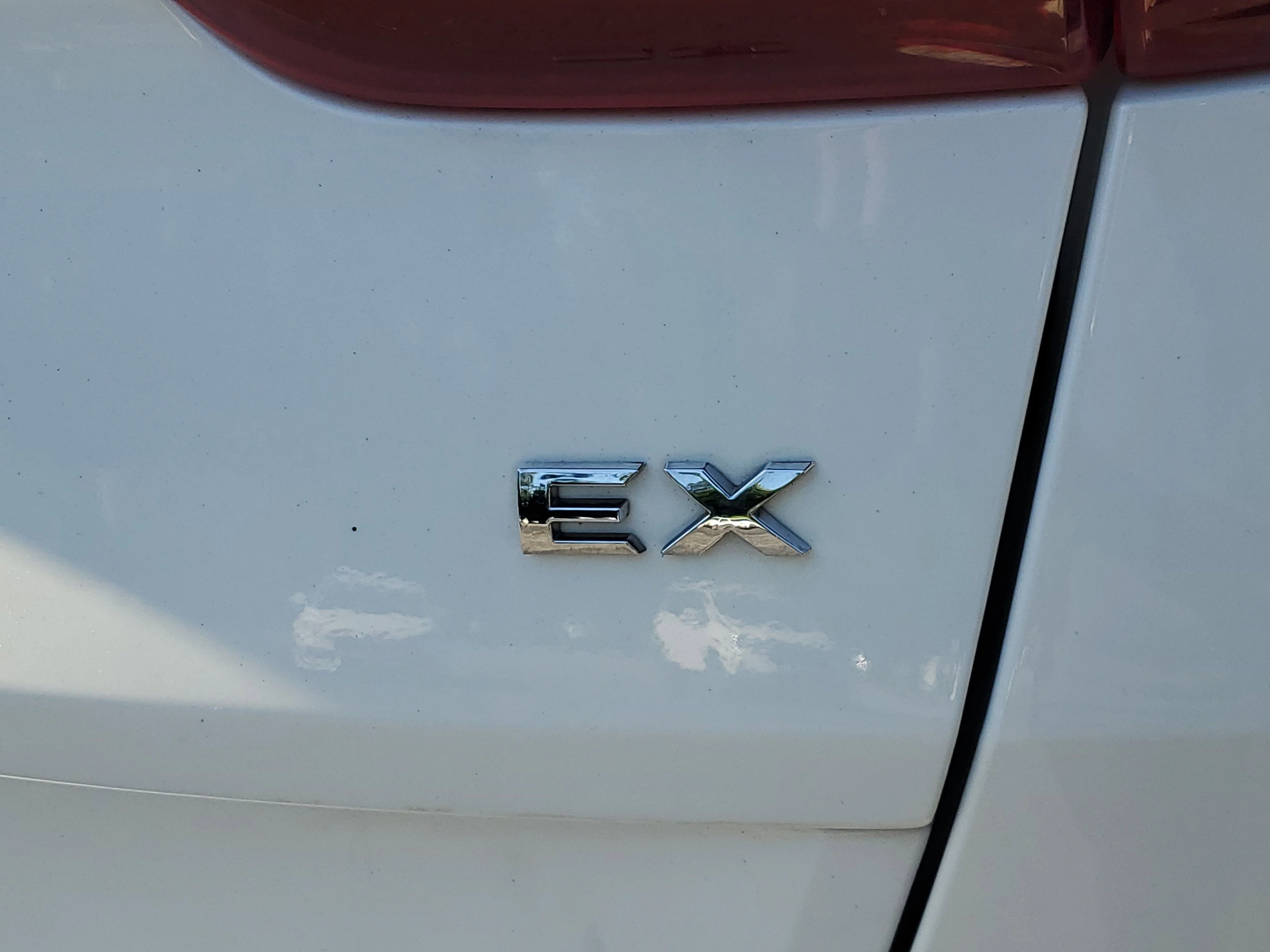 Used 2020 Snow White Pearl Kia EX image 7