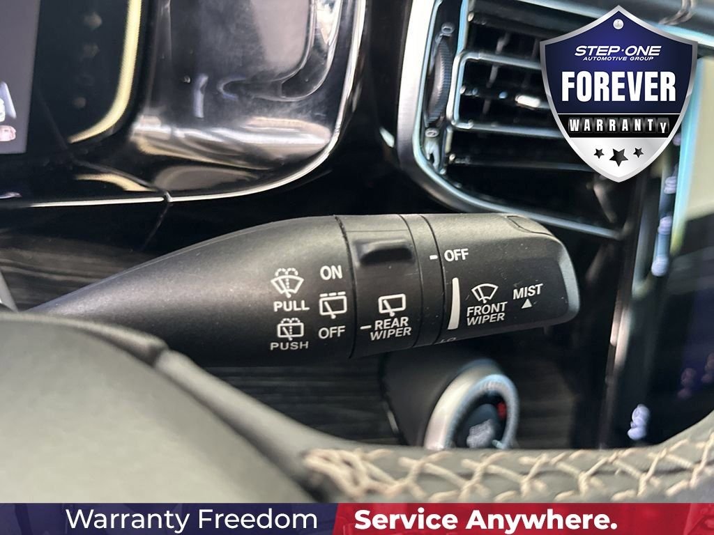 Used 2022 White Jeep Series II image 25