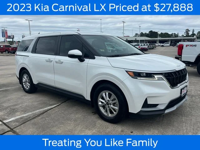 2023 Kia Sedona LX Seat Pkg's photo