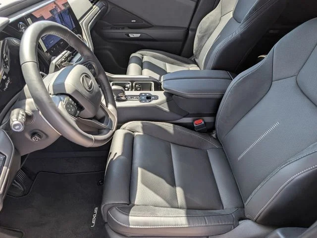 Used 2026 Celestial Silver Metallic Lexus 550h+ Luxury image 8