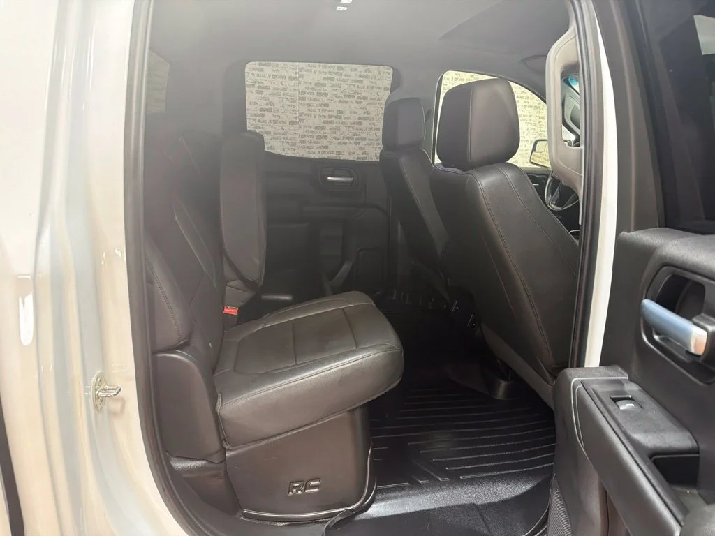 Used 2021 Summit White GMC Base image 27
