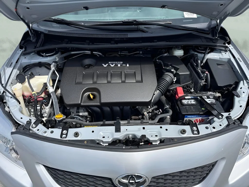Used 2009 Gray Toyota Base image 17