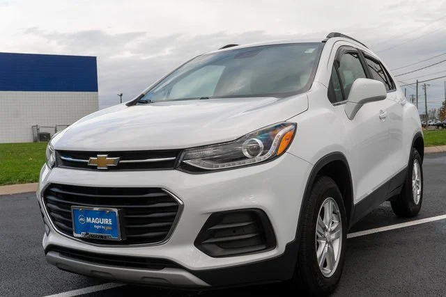 Used 2020 Chevrolet Trax LT with VIN 3GNCJPSB9LL262695 for sale in Syracuse, NY