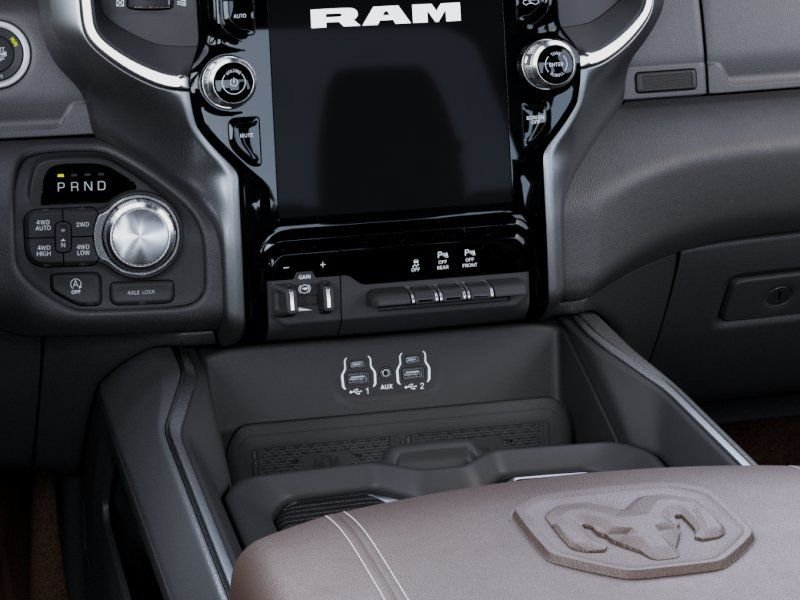 New 2027 Diamond Black Crystal Pearl-Coat Exterior Paint RAM Laramie image 24