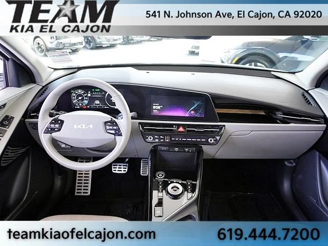 Certified Used 2023 White Kia Wave image 19