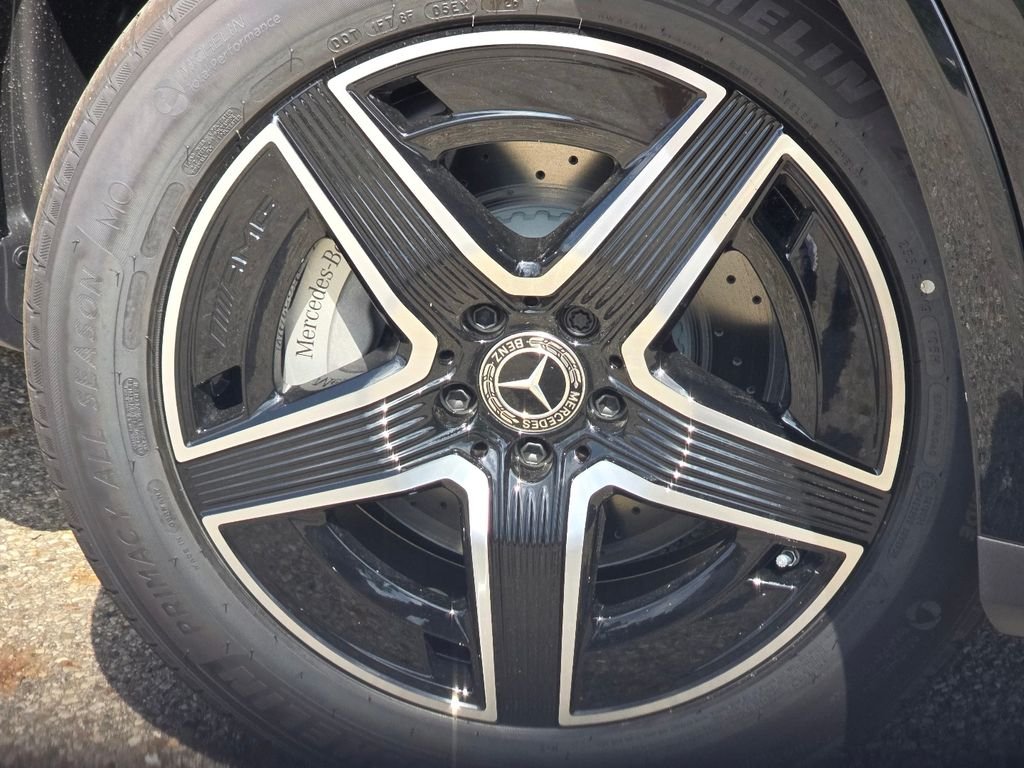 New 2026 Black Mercedes-Benz GLC 300 image 10