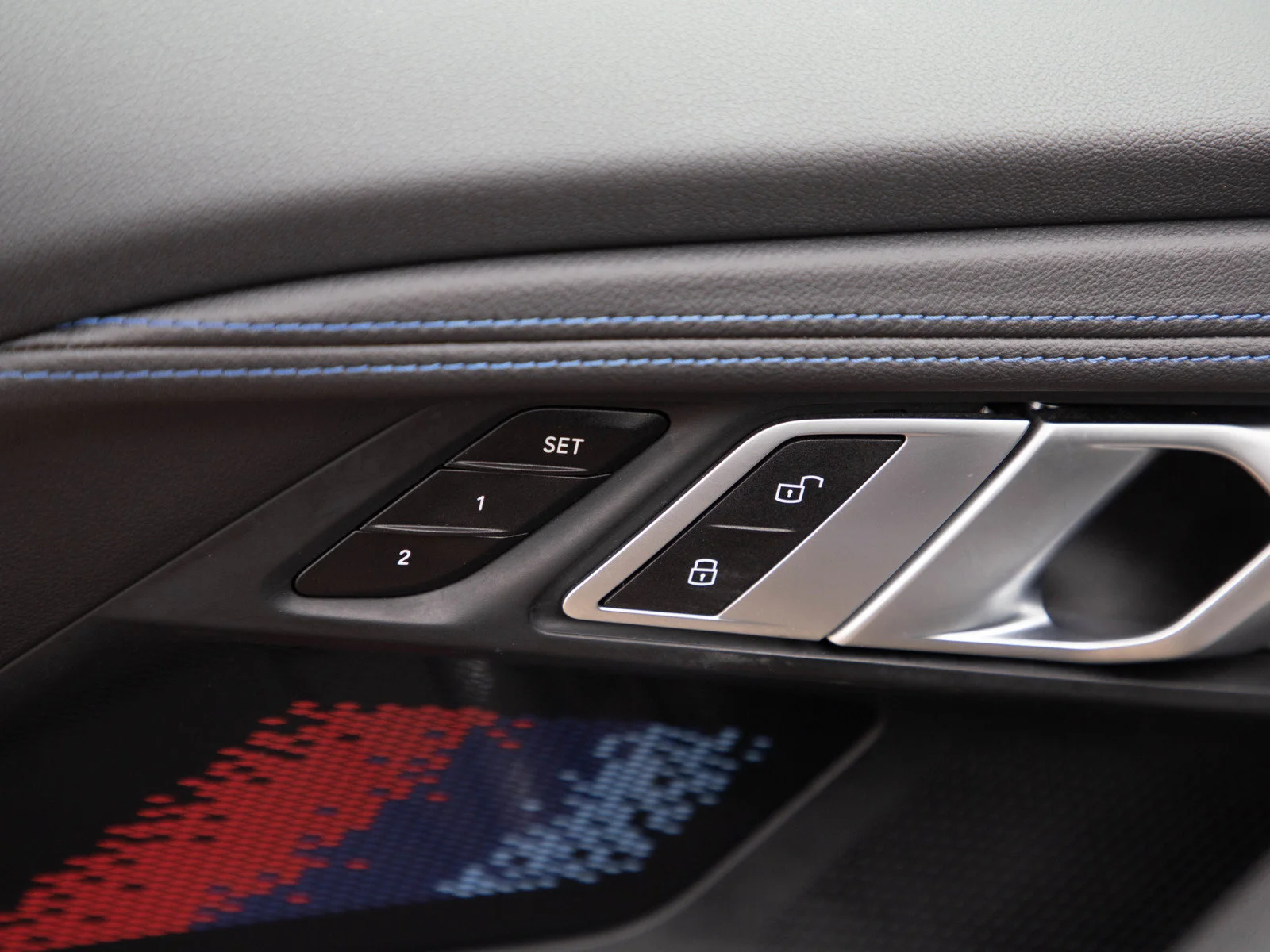 Used 2022 Thundernight Metallic BMW M240i image 15