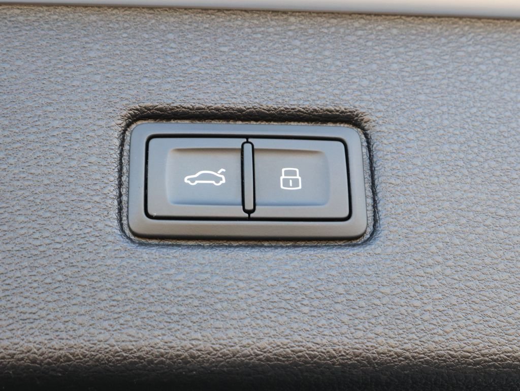 Used 2023 White Audi Premium Plus image 38