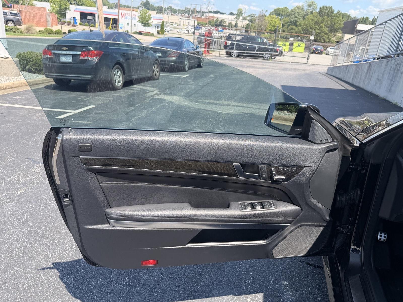Used 2016 Black Mercedes-Benz E 400 image 5