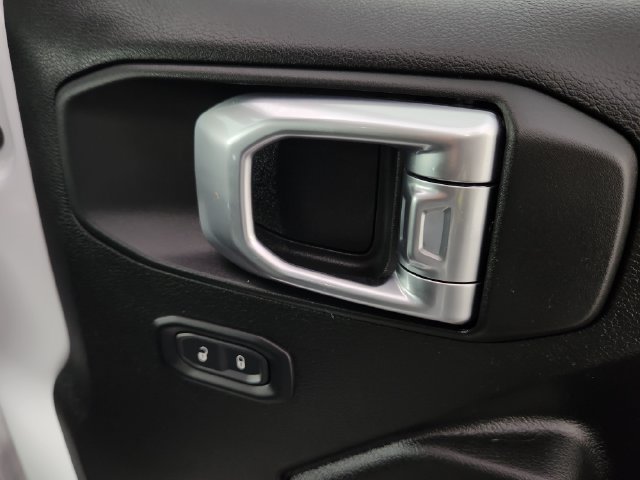 Used 2024 White Jeep Sport S 4xe image 14