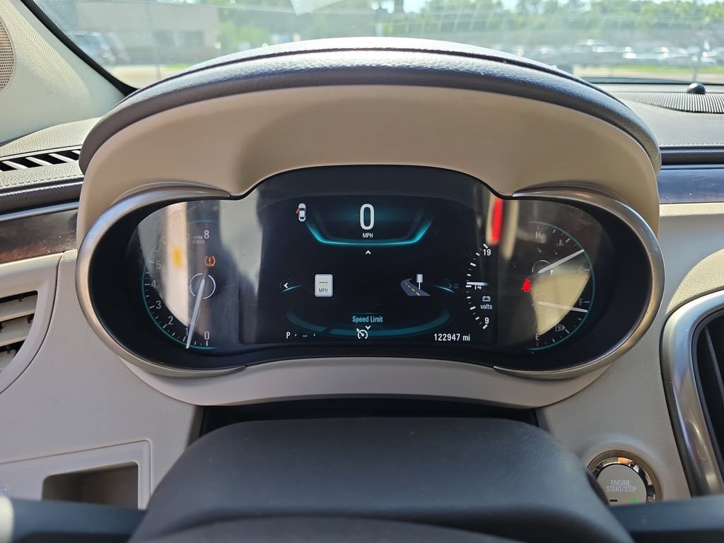 Used 2015 QUICKSILVER METALLIC Buick Leather image 37
