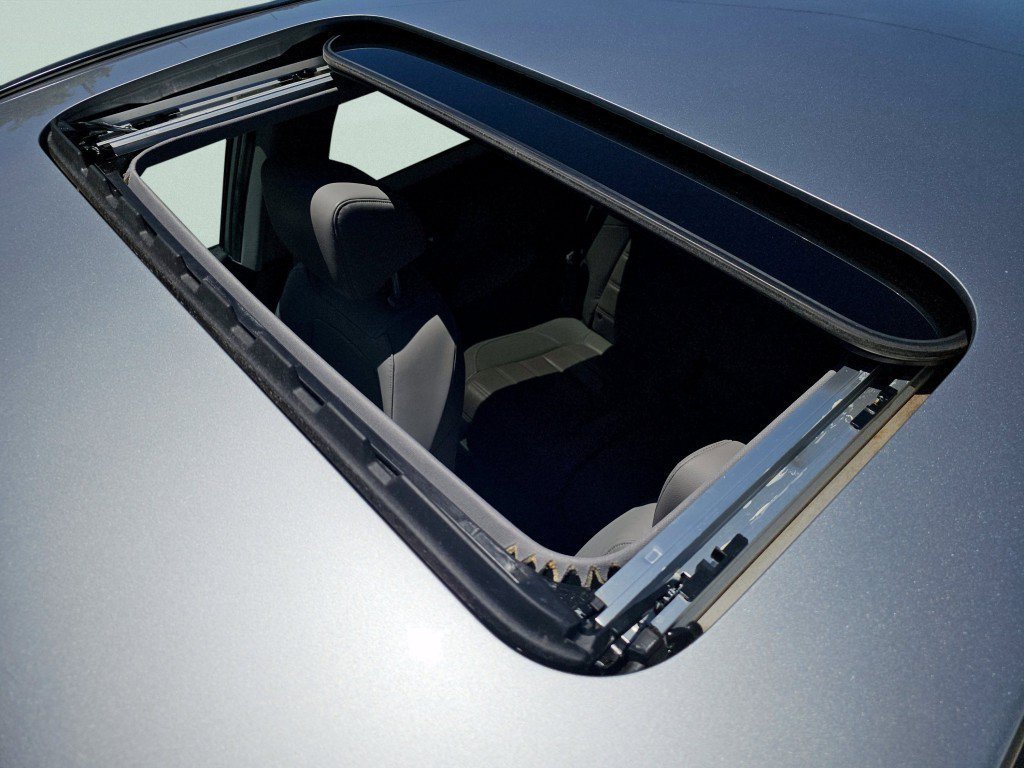 Used 2021 Lunar Silver Metallic Honda EX-L image 8