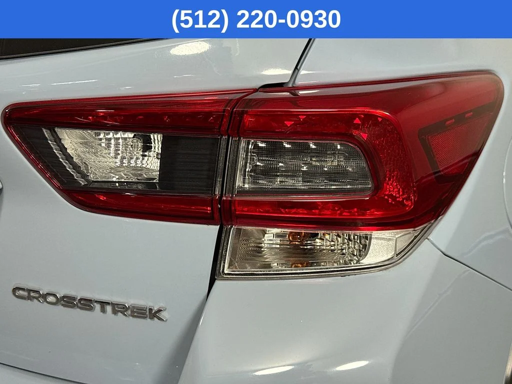Used 2021 Blue Subaru Base image 31