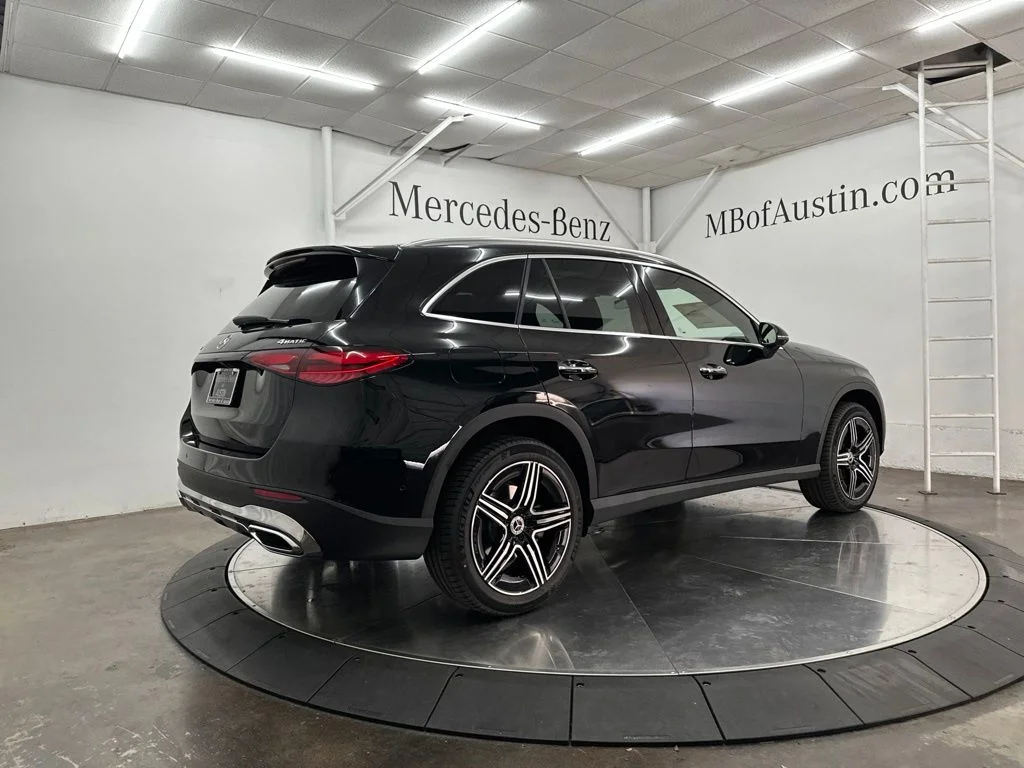 New 2026 Black Mercedes-Benz GLC 300 image 7