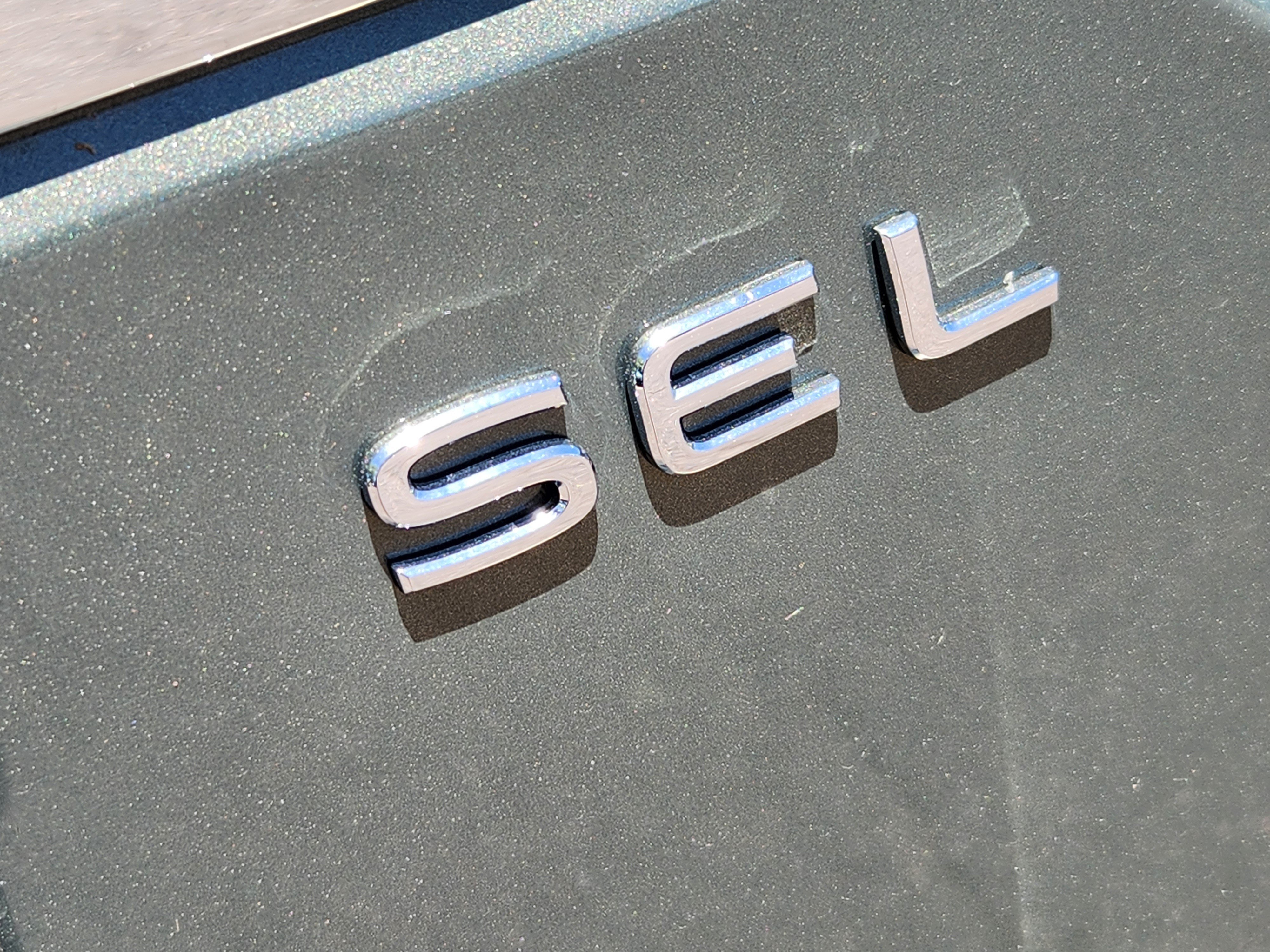 New 2026 Green Volkswagen 2.0T SEL image 8