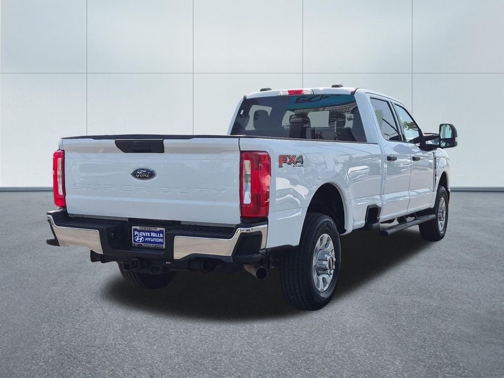 Used 2023 White Ford XLT image 6