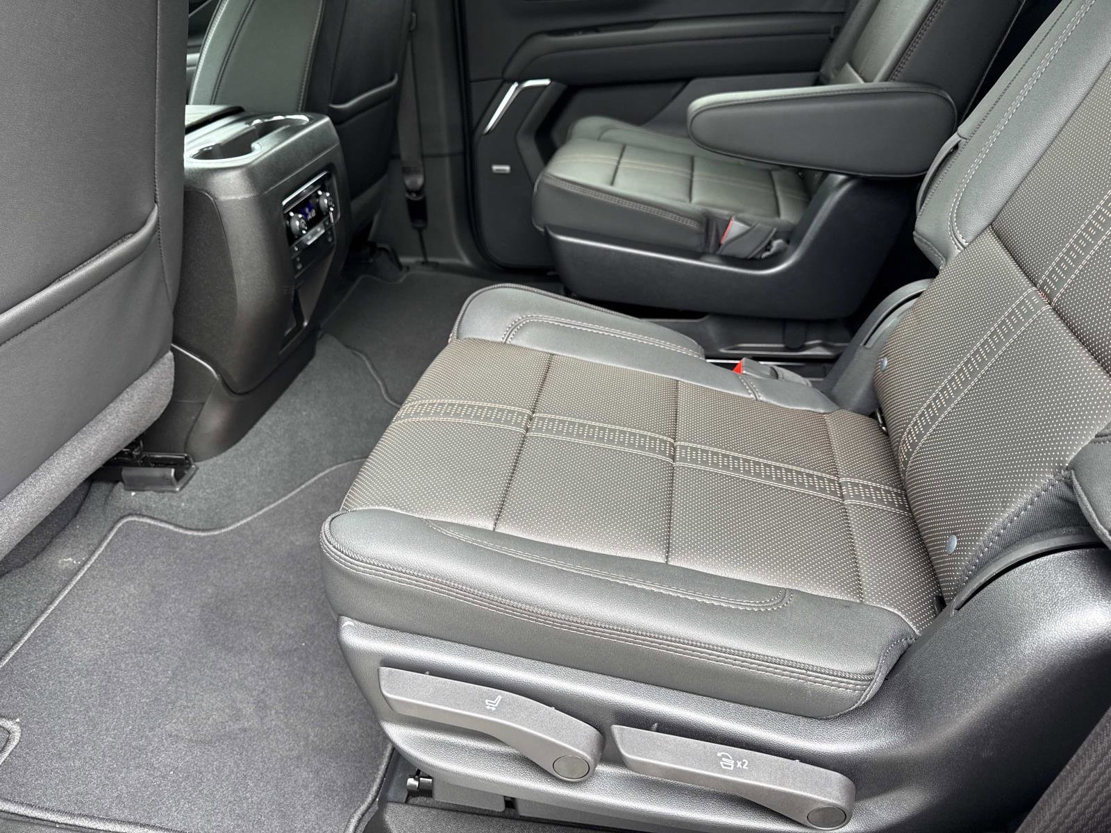 New 2026 Sterling Gray Metallic Chevrolet High Country image 10