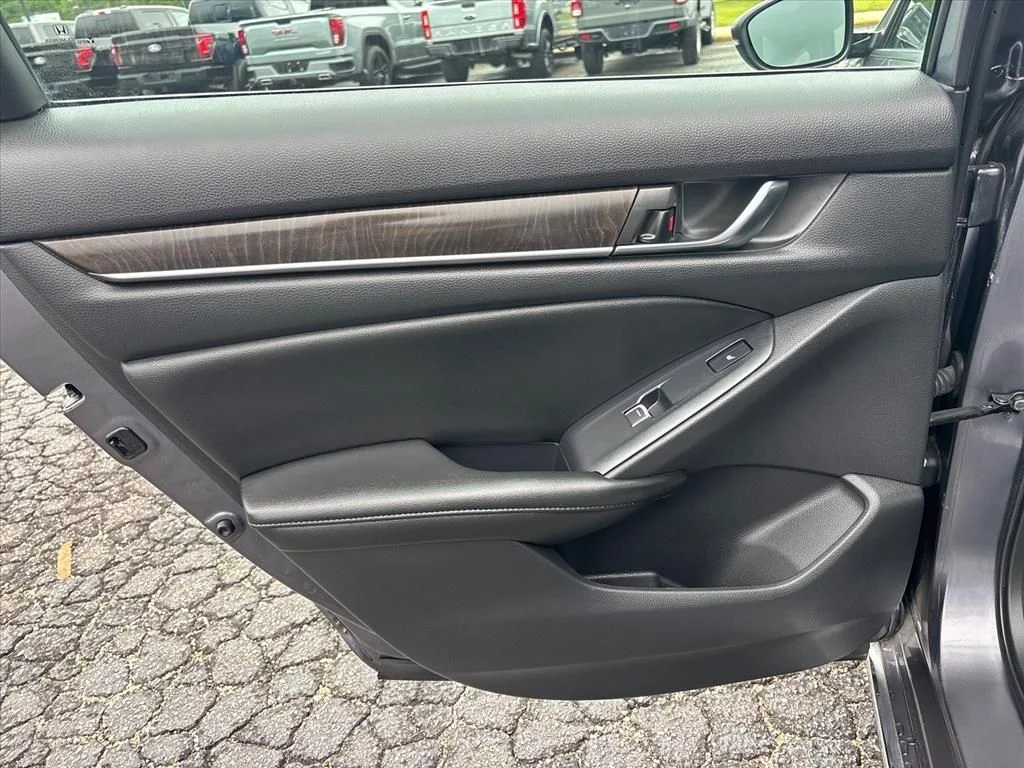 Used 2020 Gray Honda EX-L image 17
