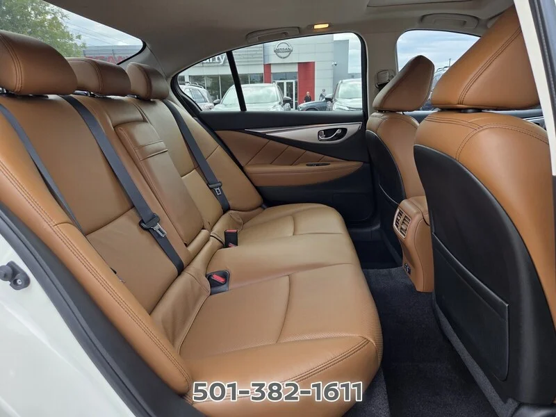 Used 2023 Pure White INFINITI LUXE RWD image 19