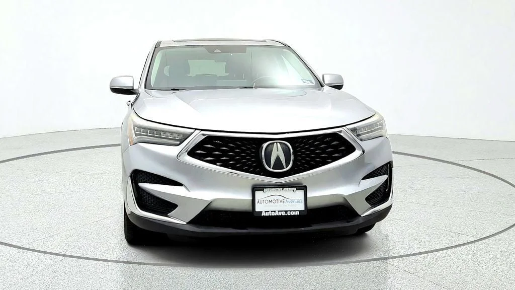 Used 2019 Lunar Silver Metallic Acura AWD image 2