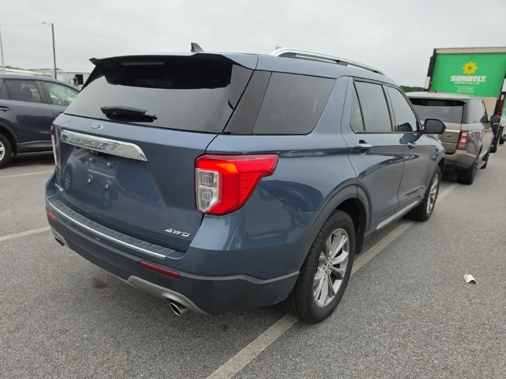 Used 2021 Blue Ford Limited image 4