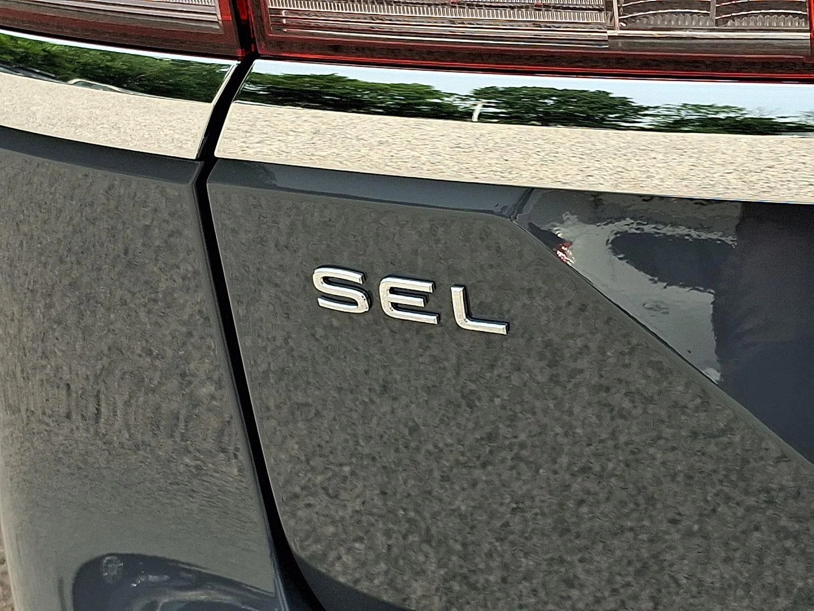 New 2026 Pure Gray Volkswagen 2.0T SEL Premium R-Line image 22
