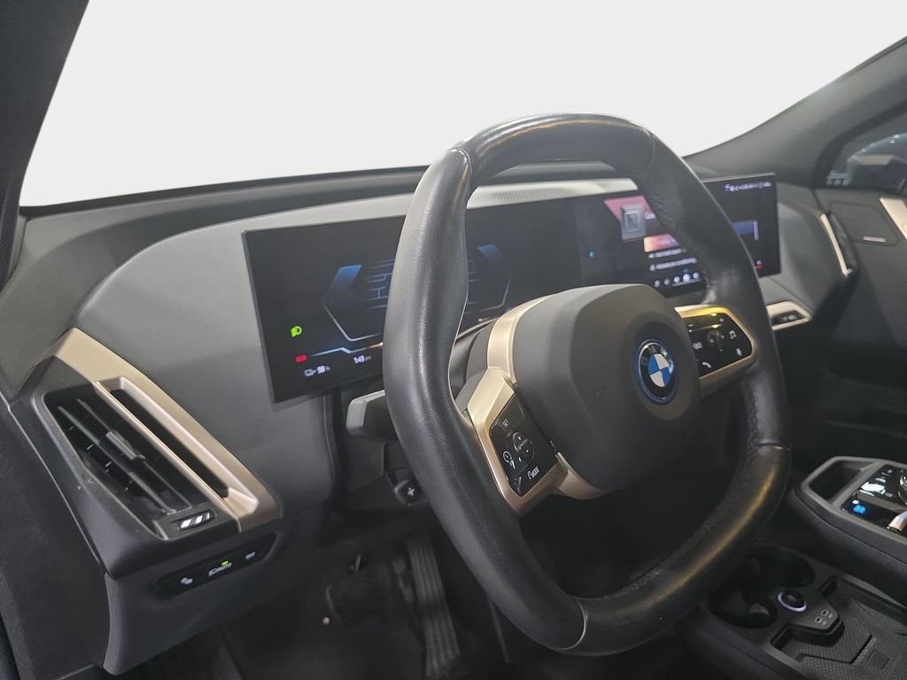Certified Used 2024 Alpine White BMW xDrive50 image 17