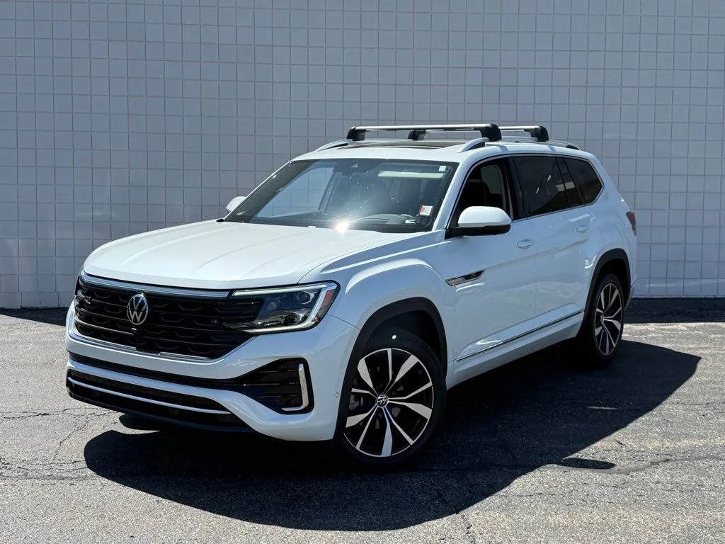 2024 Volkswagen Atlas 2.0T SEL Premium R-Line 4MOTION's photo