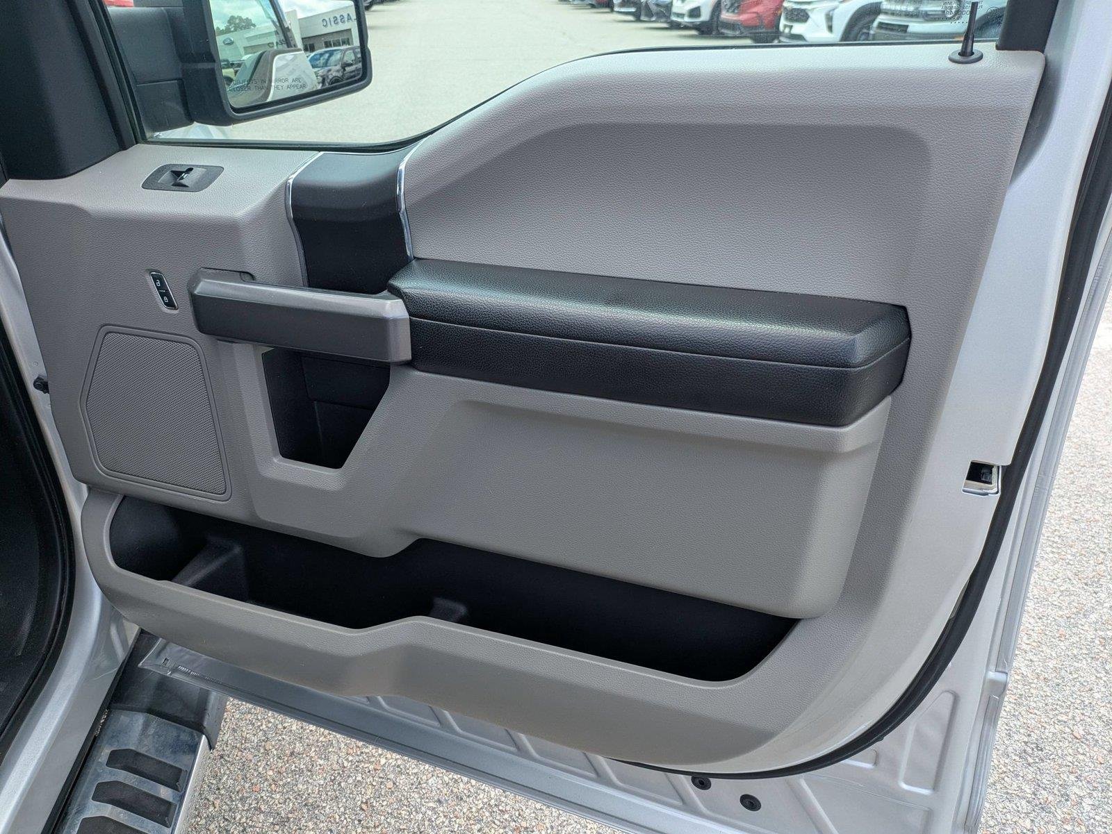 Used 2019 Ingot Silver Metallic Ford XLT image 30
