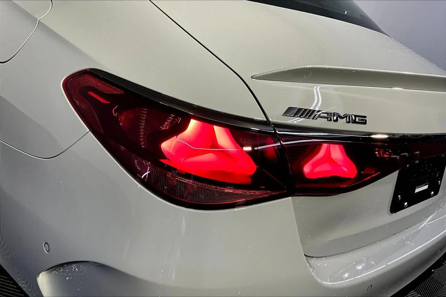 New 2026 MANUFAKTUR Alpine Grey Mercedes-Benz AMG® E 53 E image 5