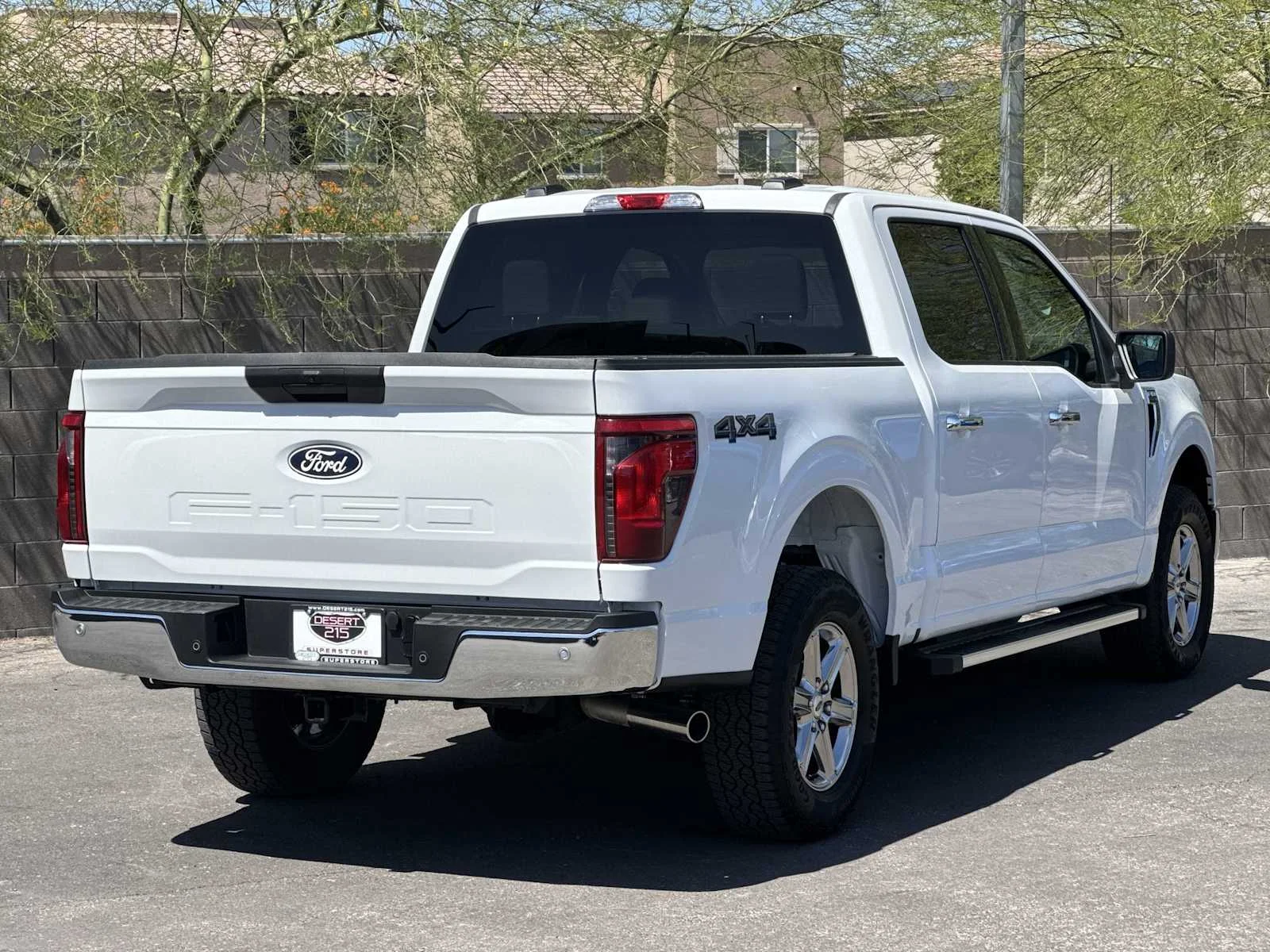 Used 2025 Oxford White Ford XLT image 8