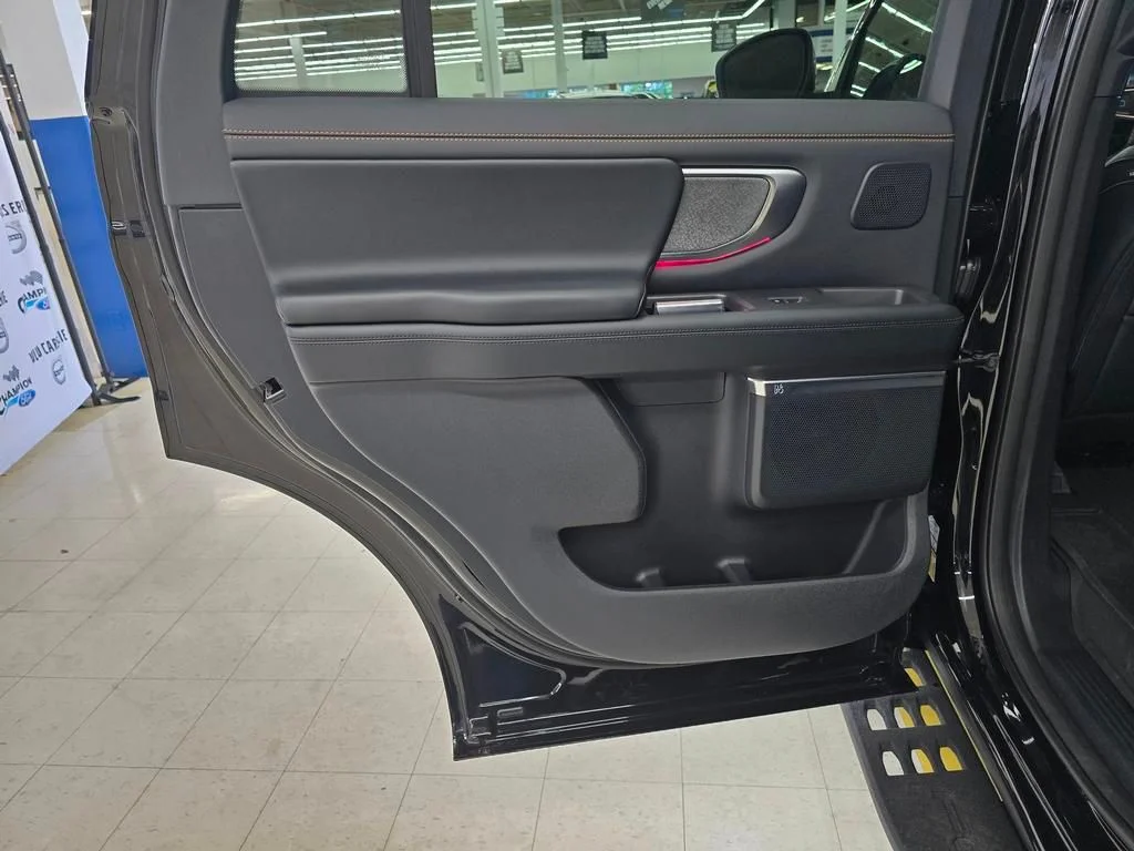 New 2027 Agate Black Metallic Ford Tremor® image 14