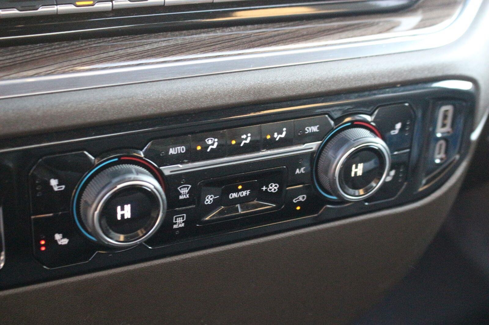 Used 2025 Cypress Gray Chevrolet LT image 26